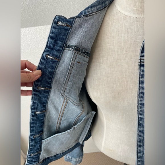 KUT from Kloth Denim Jacket size med - Picture 2 of 7
